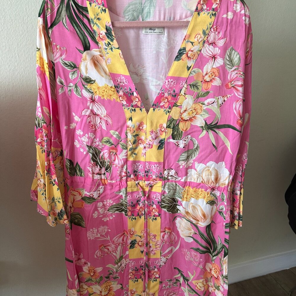 MAAJI Women's Kaftan Swimsuit CoverUp Size L - MSRP $115. - GREAT RESORT WEAR!